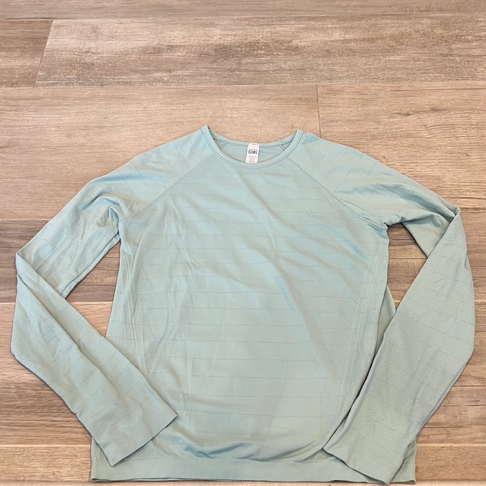 Athleta girl long sleeve top
